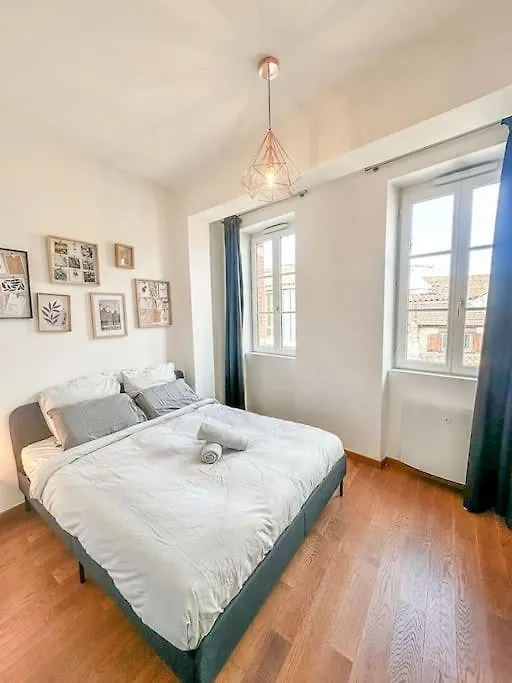 Apartment Ferienwohnung Belle Vue A Saint-Cyprien-Parking-Hyper Centre Toulouse